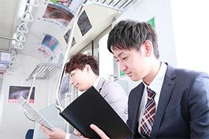 電車のスキマ時間を活用した勉強法を知って合格に近づこう！