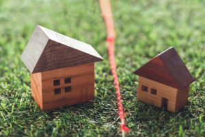Boundary,Of,The,House,Grounds