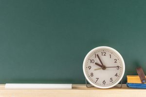 Miniature,Chalkboard,And,Chalkboard,Poppy,,White,Chalk,And,Clock